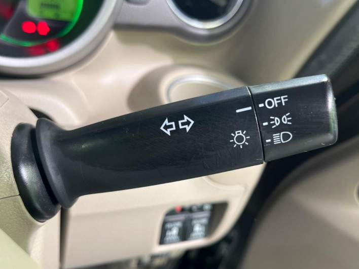 2015 Honda N-BOX DBA-JF1 (UW-69f56ad1521f8)[7]