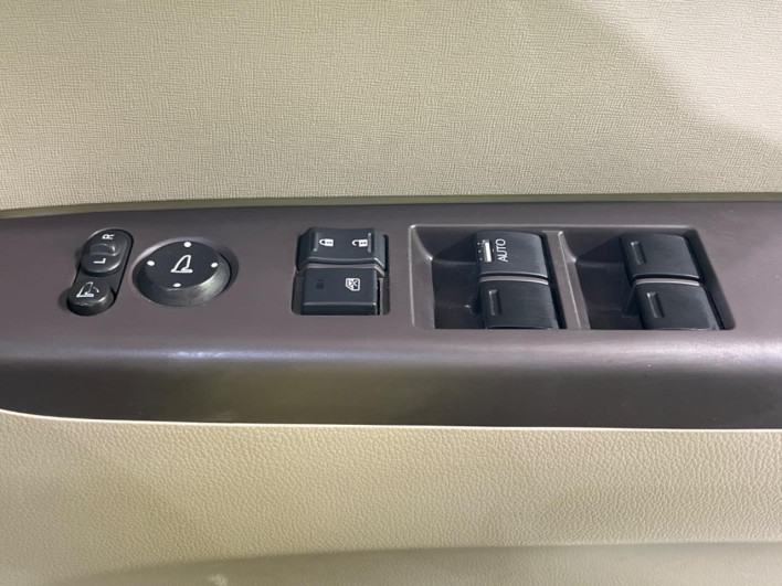 2015 Honda N-BOX DBA-JF1 (UW-69f56ad1521f8)[4]