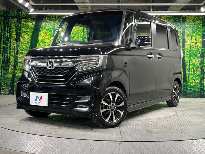 2017 Honda N-BOX CUSTOM DBA-JF3 (UW-69f56ad21fde8)[0]