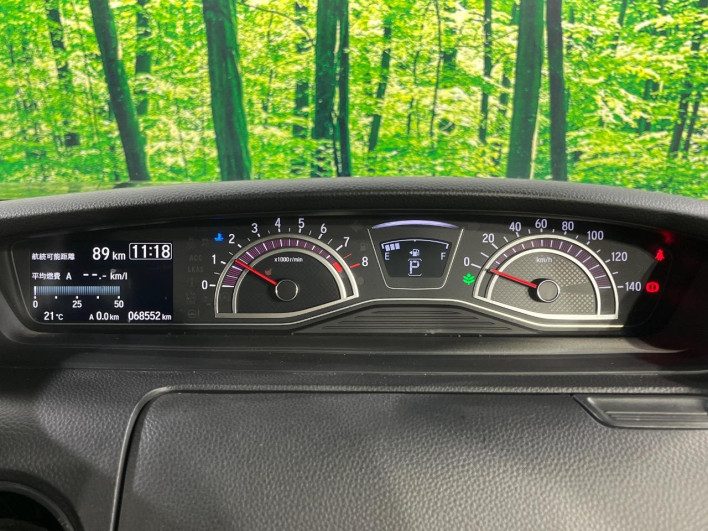 2017 Honda N-BOX CUSTOM DBA-JF3 (UW-69f56ad21fde8)[23]