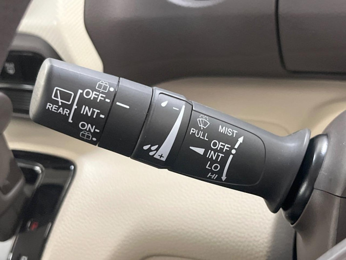 2018 Honda N-BOX DBA-JF3 (UW-69f56ad288ae6)[15]