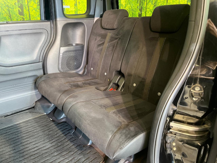 2019 Honda N-BOX CUSTOM DBA-JF3 (UW-69f56ad48b431)[19]