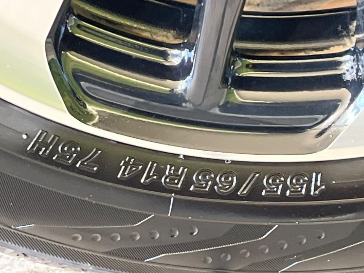 2019 Honda N-BOX CUSTOM DBA-JF3 (UW-69f56ad48b431)[9]