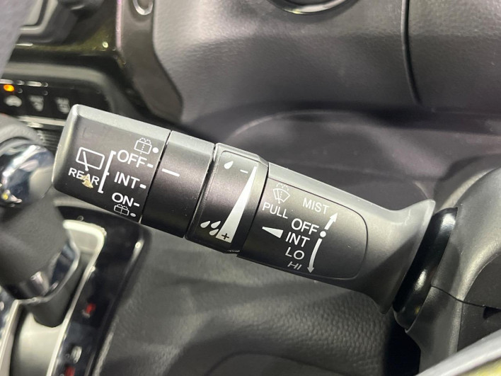 2019 Honda N-BOX CUSTOM 6BA-JF3 (UW-69f56ad4c62b8)[26]