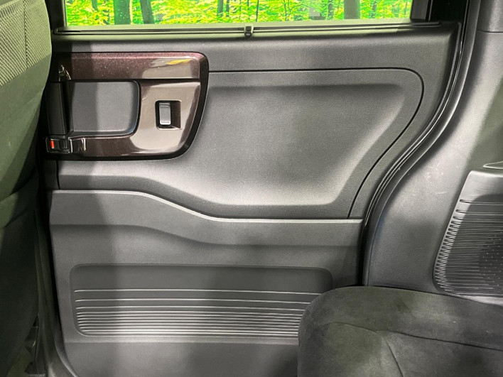 2019 Honda N-BOX CUSTOM 6BA-JF3 (UW-69f56ad4c62b8)[15]
