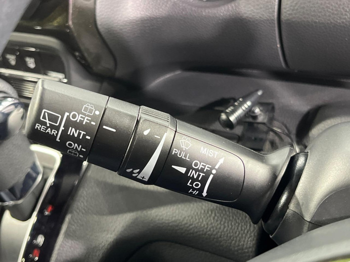 2020 Honda N-BOX CUSTOM 6BA-JF3 (UW-69f56ad608680)[26]
