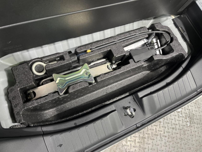 2020 Honda N-BOX CUSTOM 6BA-JF3 (UW-69f56ad608680)[12]