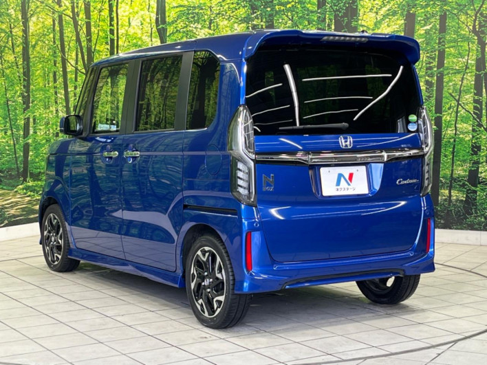 2019 Honda N-BOX CUSTOM DBA-JF3 (UW-69f56ad706b77)[10]