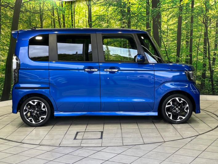 2019 Honda N-BOX CUSTOM DBA-JF3 (UW-69f56ad706b77)[7]