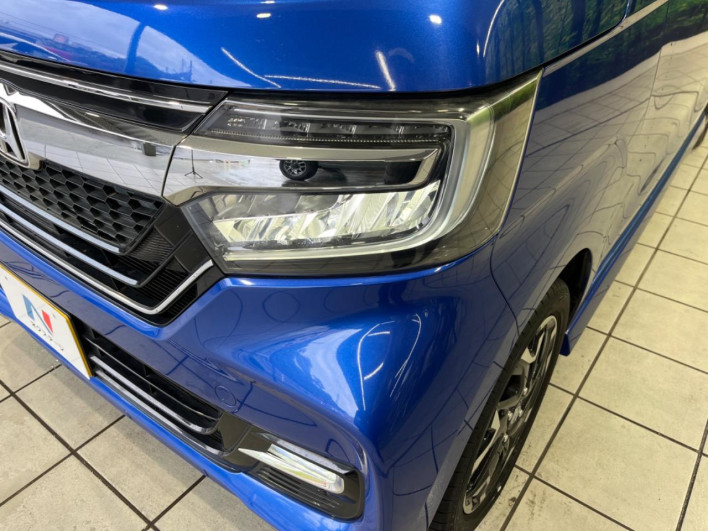2019 Honda N-BOX CUSTOM DBA-JF3 (UW-69f56ad706b77)[24]