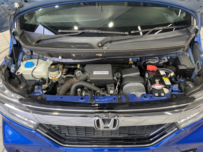 2019 Honda N-BOX CUSTOM DBA-JF3 (UW-69f56ad706b77)[16]