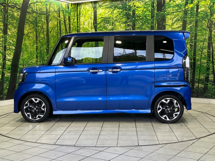 2019 Honda N-BOX CUSTOM DBA-JF3 (UW-69f56ad706b77)[11]