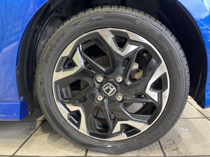2019 Honda N-BOX CUSTOM DBA-JF3 (UW-69f56ad706b77)[22]