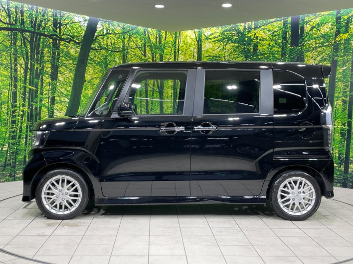 2022 Honda N-BOX CUSTOM 6BA-JF3 (UW-69f56ad7566c0)[18]