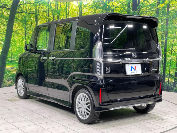 2022 Honda N-BOX CUSTOM 6BA-JF3 (UW-69f56ad7566c0)[19]
