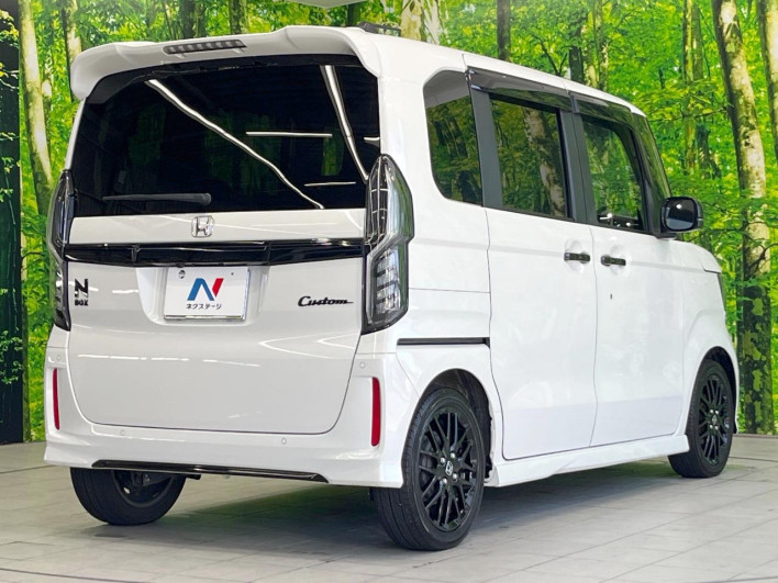 2022 Honda N-BOX CUSTOM 6BA-JF3 (UW-69f56ad965c80)[8]