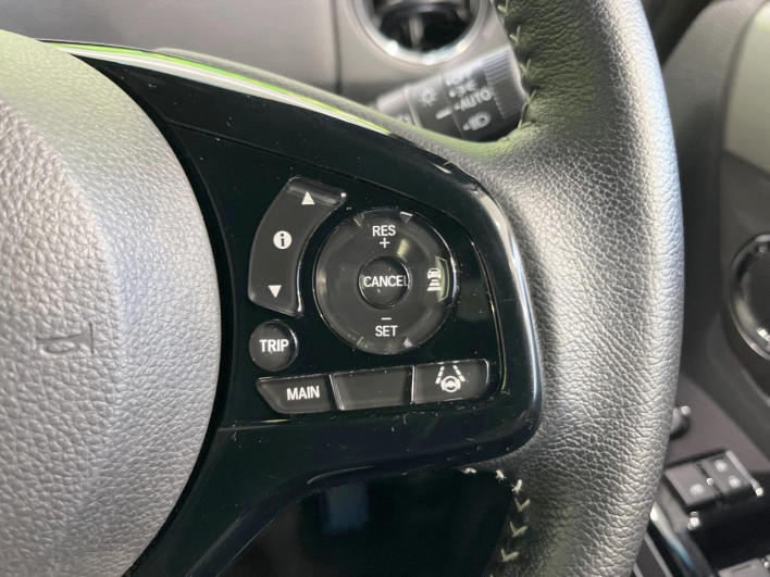 2022 Honda N-BOX CUSTOM 6BA-JF3 (UW-69f56ad965c80)[29]
