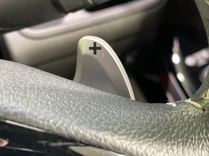 2023 Honda N-BOX CUSTOM 6BA-JF3 (UW-69f56ad99f347)[11]