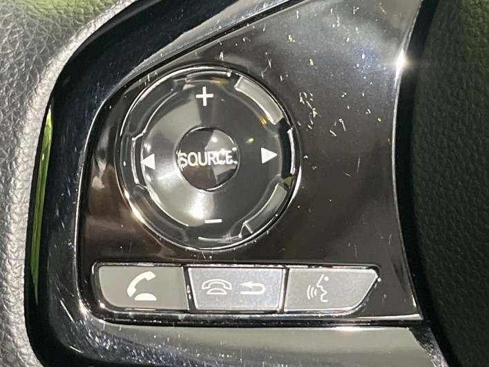 2021 Honda N-BOX CUSTOM 6BA-JF3 (UW-69f56ada1b63e)[24]