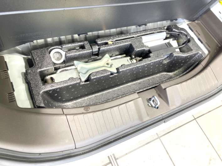 2021 Honda N-BOX 6BA-JF3 (UW-69f56adb66989)[24]