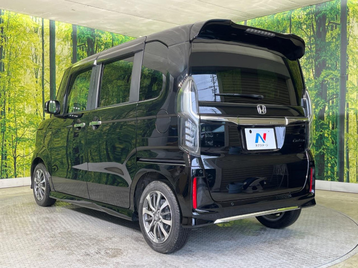 2022 Honda N-BOX CUSTOM 6BA-JF3 (UW-69f56adc41187)[10]