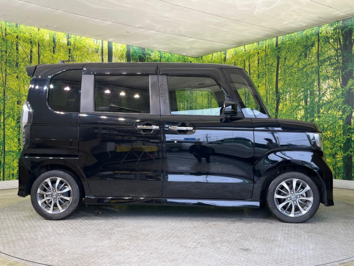 2022 Honda N-BOX CUSTOM 6BA-JF3 (UW-69f56adc41187)[13]