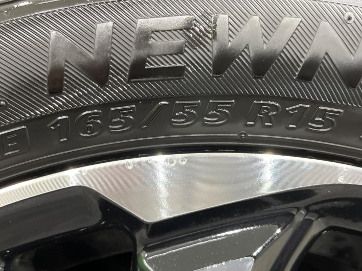 2017 Honda N-BOX CUSTOM DBA-JF4 (UW-69f56ade4a93f)[7]