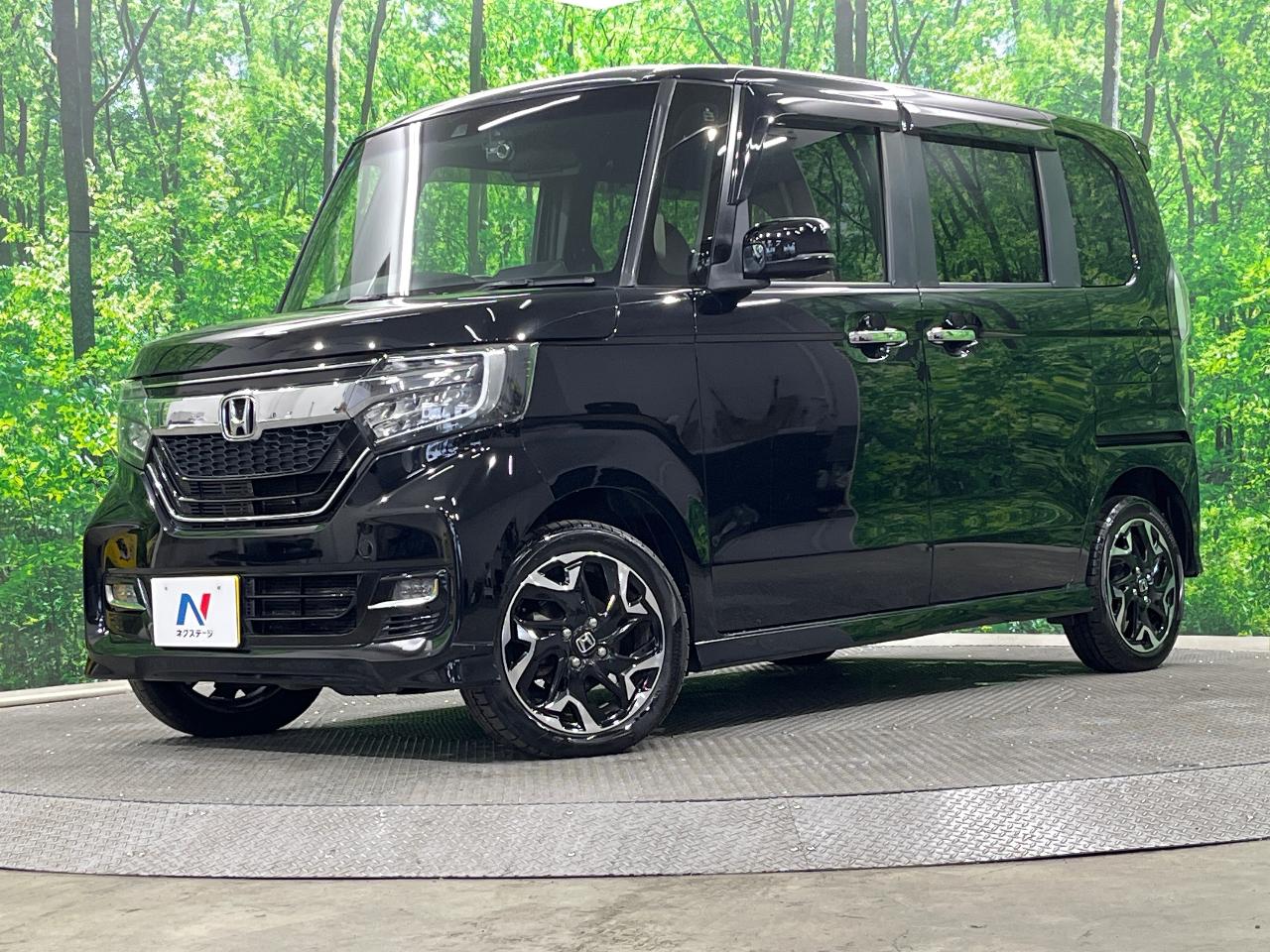 2017 Honda N-BOX CUSTOM DBA-JF4