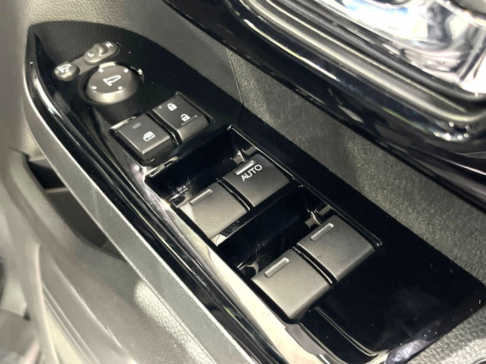 2021 Honda N-BOX CUSTOM 6BA-JF4 (UW-69f56ade914f8)[12]