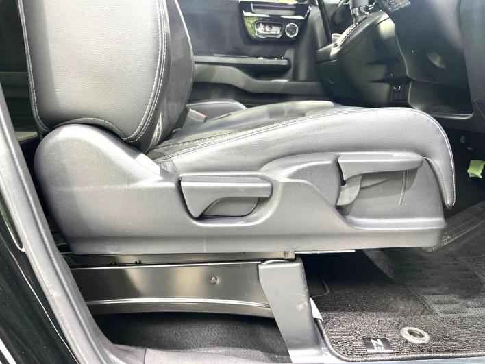 2021 Honda N-BOX CUSTOM 6BA-JF4 (UW-69f56ade914f8)[13]