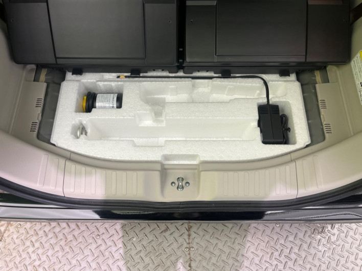 2024 Honda N-BOX 6BA-JF5 (UW-69f56adf82c74)[18]
