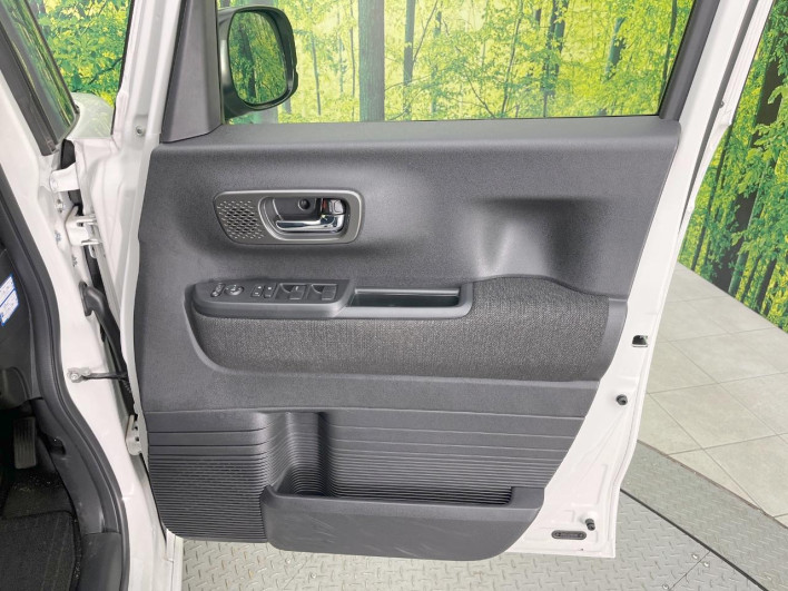 2024 Honda N-BOX CUSTOM 6BA-JF5 (UW-69f56ae0f422f)[26]