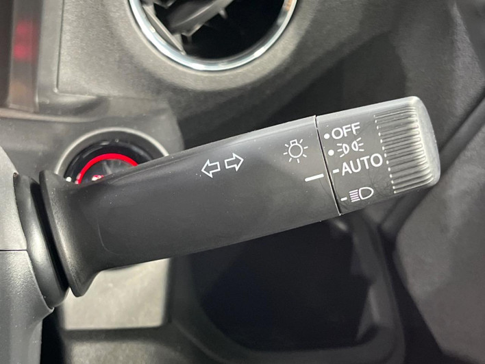 2024 Honda N-BOX CUSTOM 6BA-JF5 (UW-69f56ae585a33)[24]