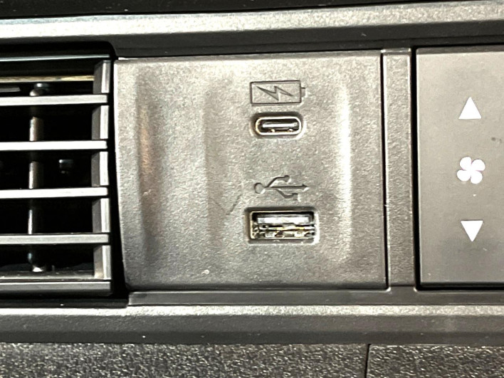 2024 Honda N-BOX CUSTOM 6BA-JF6 (UW-69f56ae7cbbc8)[16]
