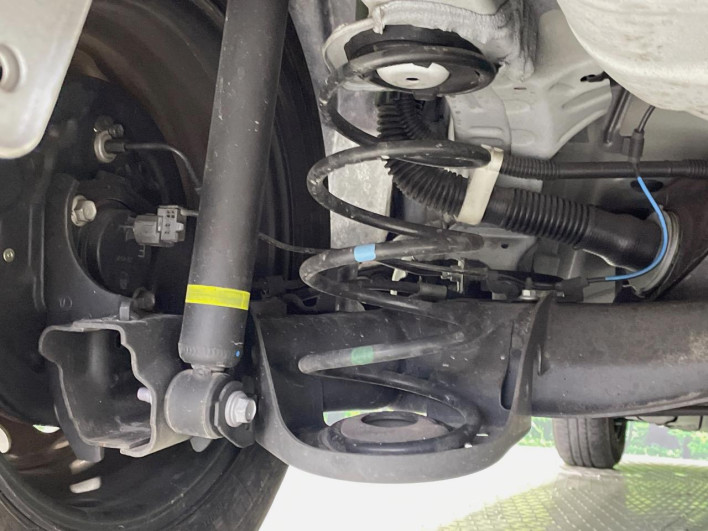 2021 Toyota Yaris 5BA-KSP210 (UW-69f56afc3a3dc)[21]