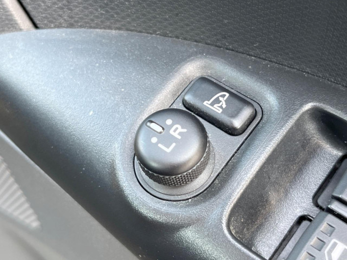 2010 Daihatsu Tanto DBA-L375S (UW-69f56afcf1781)[17]