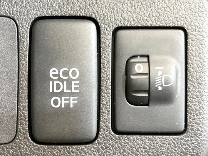 2014 Daihatsu Mira Cocoa DBA-L675S (UW-69f56aff0c511)[15]