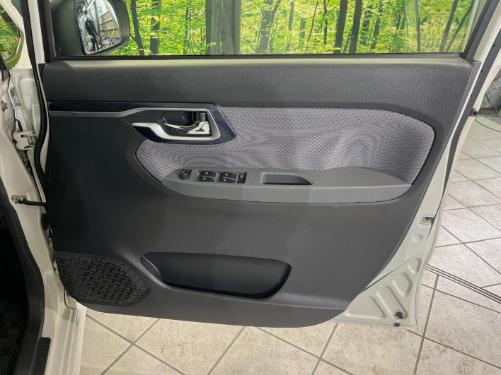 2015 Daihatsu Move DBA-LA150S (UW-69f56aff934dc)[17]