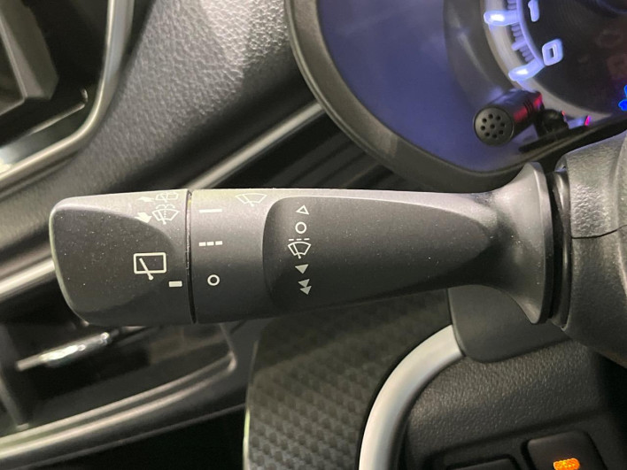 2017 Daihatsu Move DBA-LA160S (UW-69f56b018021f)[15]