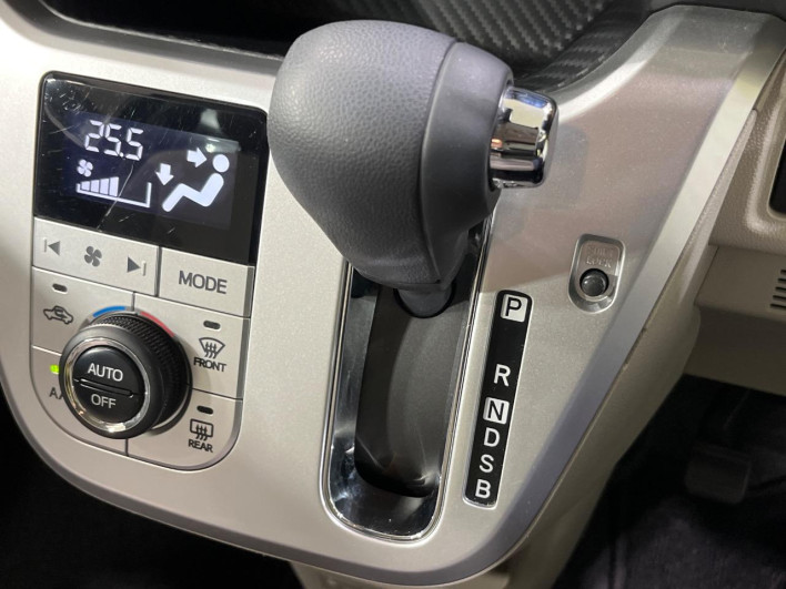 2020 Daihatsu Cast 5BA-LA250S (UW-69f56b0326f23)[26]