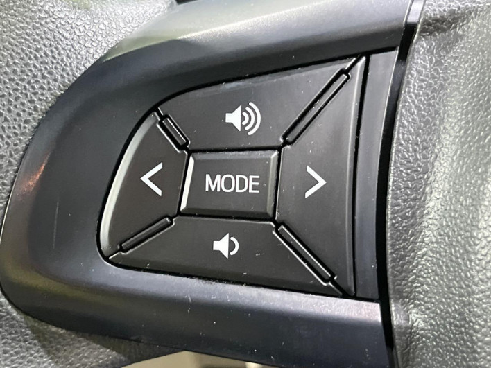 2020 Daihatsu Cast 5BA-LA250S (UW-69f56b0326f23)[22]
