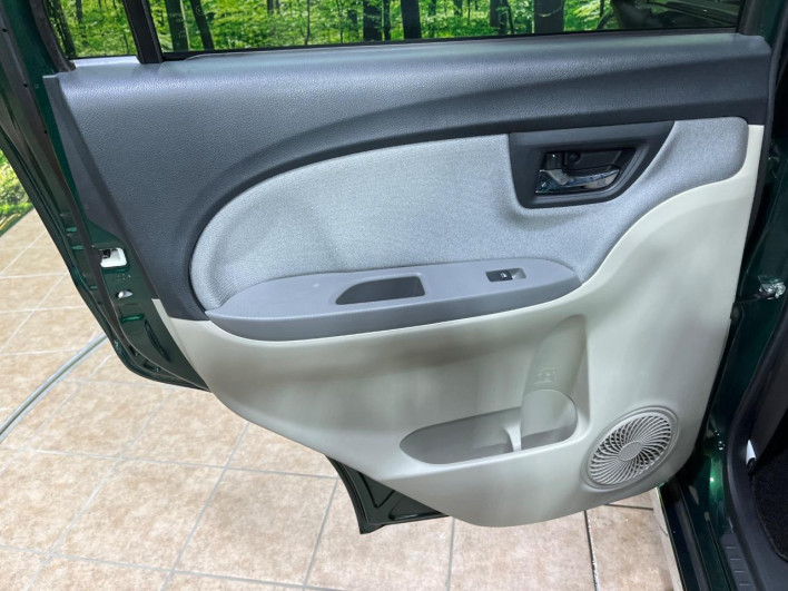 2020 Daihatsu Cast 5BA-LA250S (UW-69f56b0326f23)[17]