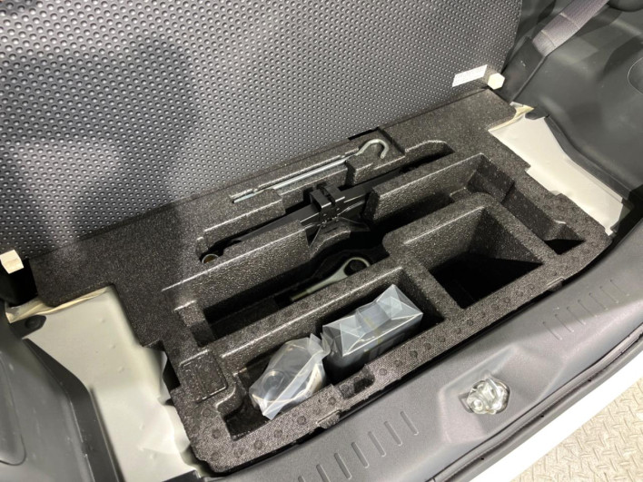 2015 Daihatsu Tanto DBA-LA600S (UW-69f56b0b098fa)[29]