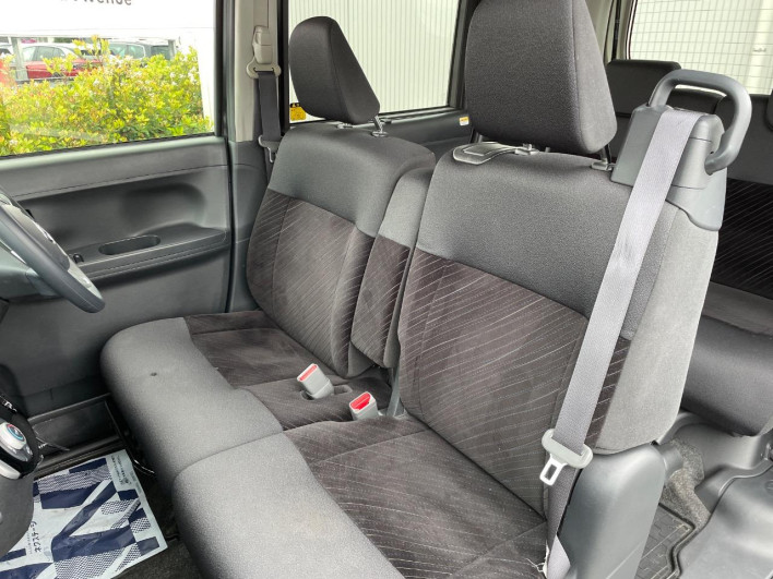 2017 Daihatsu Tanto DBA-LA600S (UW-69f56b0d0bf9d)[21]