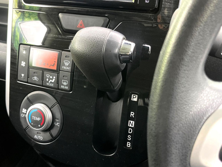 2019 Daihatsu Tanto DBA-LA600S (UW-69f56b0d9b6b9)[19]
