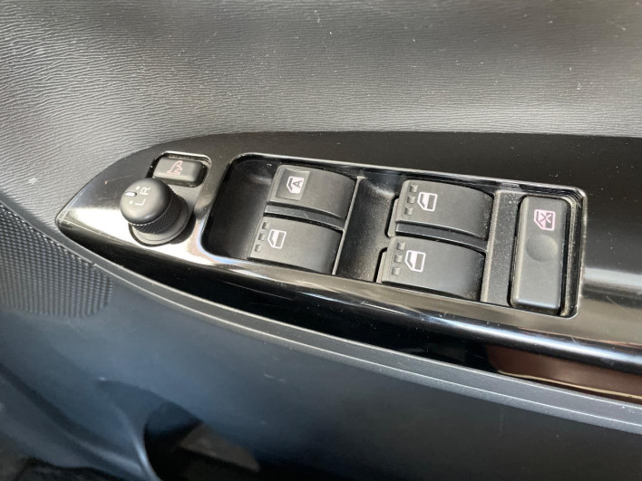 2014 Daihatsu Tanto DBA-LA610S (UW-69f56b0e49021)[14]