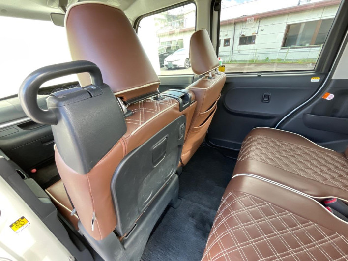 2014 Daihatsu Tanto DBA-LA610S (UW-69f56b0e49021)[25]