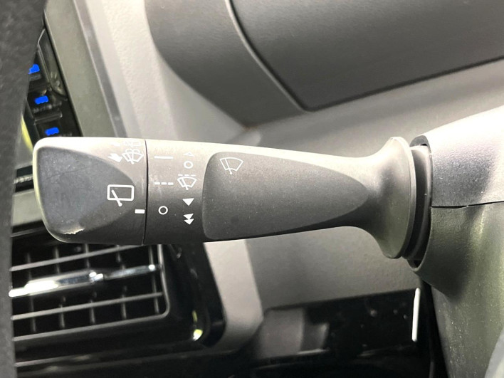 2019 Daihatsu Tanto 6BA-LA650S (UW-69f56b106bc56)[17]