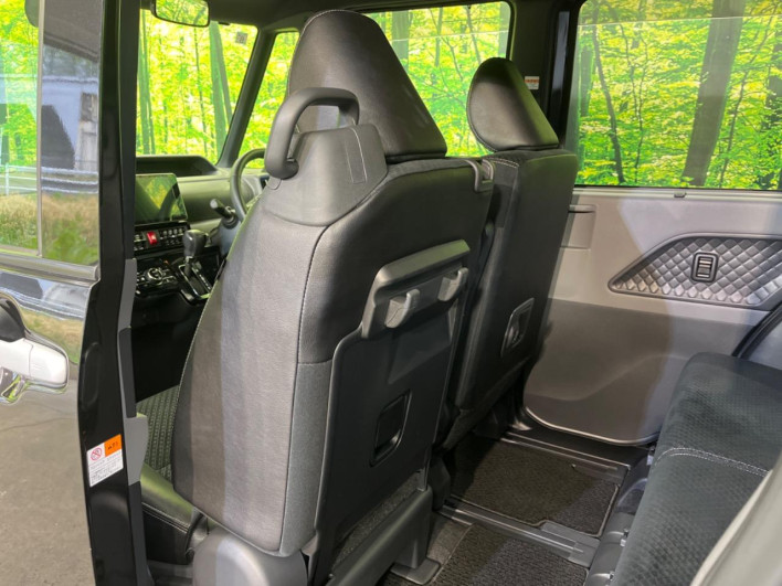 2019 Daihatsu Tanto 5BA-LA660S (UW-69f56b1473b0a)[17]