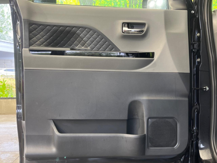 2019 Daihatsu Tanto 5BA-LA660S (UW-69f56b1473b0a)[18]